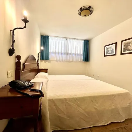 Apto. Con Gran Terraza Con Vista Al Mar Y Piscina Apartmán