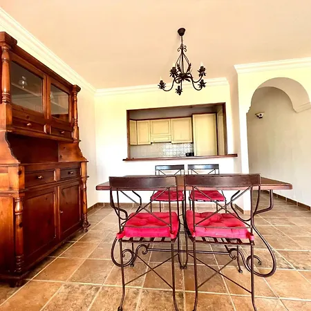 Apartmán Apto. Con Gran Terraza Con Vista Al Mar Y Piscina *